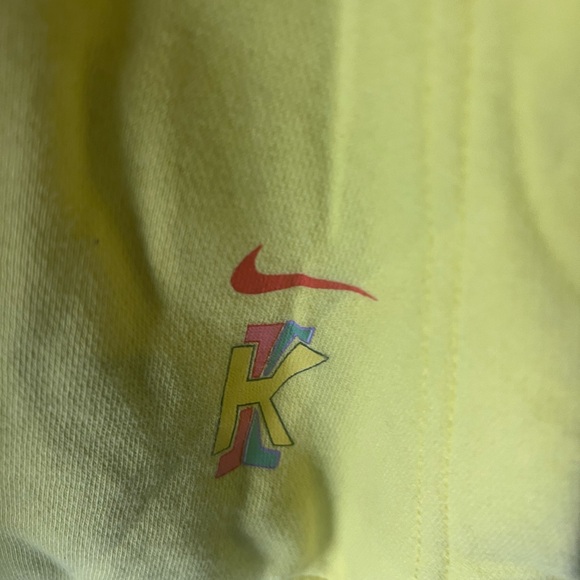 Nike Kyrie Spongebob Hoodie - Picture 7 of 7
